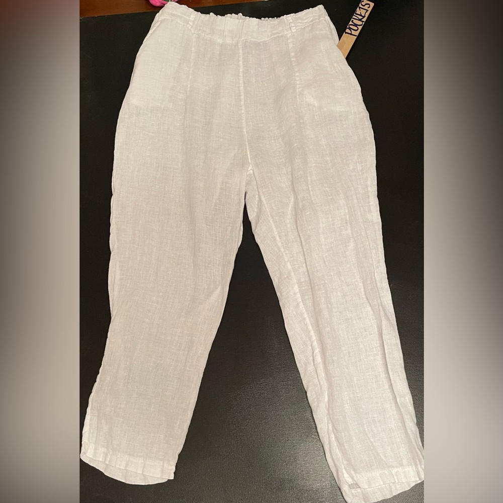 Relaxed White Cropped Linen Blend Ankle Pants